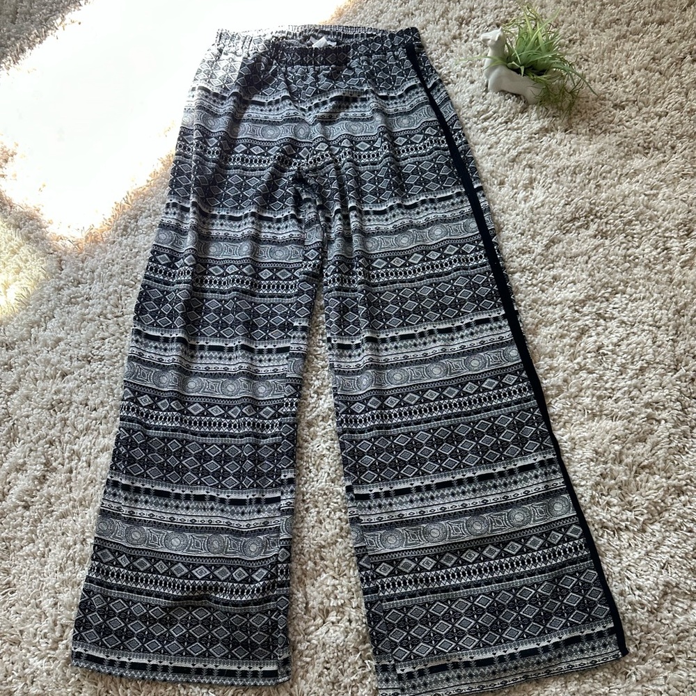 Joe B flowy vintage tribal boho indie stretch drumcircle festival casual…